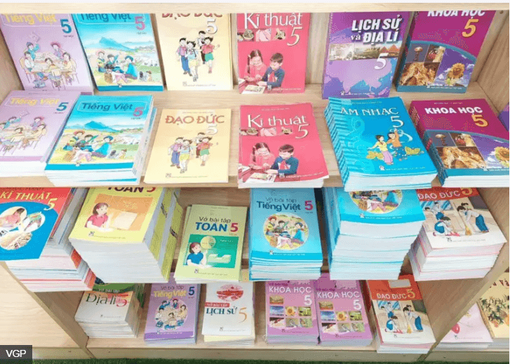 Đảng thống nhất sách giáo khoa : cuộc cách mạng thụt lùi ? | Vietnam Fraternité