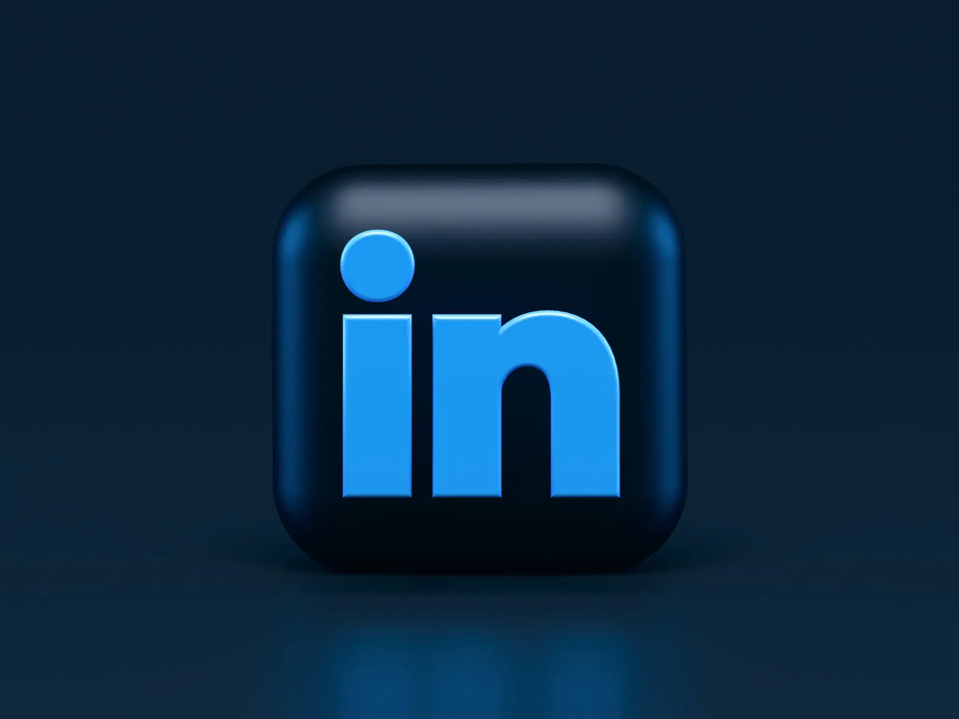 Comment faire de Linkedin un allié de votre entreprise ? Les 4 conseils à appliquer d’urgence | Link'Elles