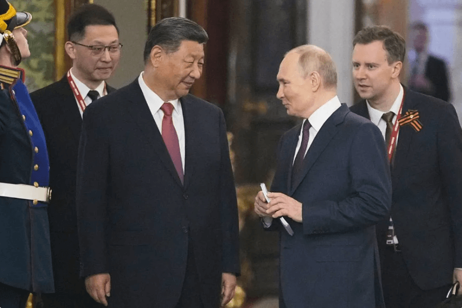 Nga dường như đang giúp Trung Quốc chuẩn bị tấn công Đài Loan | Vietnam Fraternité