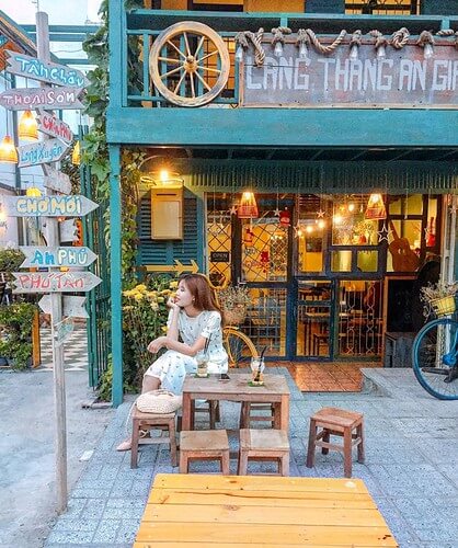 Cà phê cuối tuần bên bờ sông Châu Đốc | Vietnam Fraternité