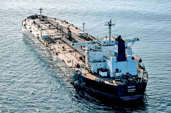 Một "tàu ma" của Nga bị Pháp bắt giữ | Vietnam Fraternité