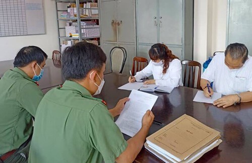 Ở Việt Nam cái gì cũng có thể giả, kể cả ma quỷ và linh mục | Vietnam Fraternité