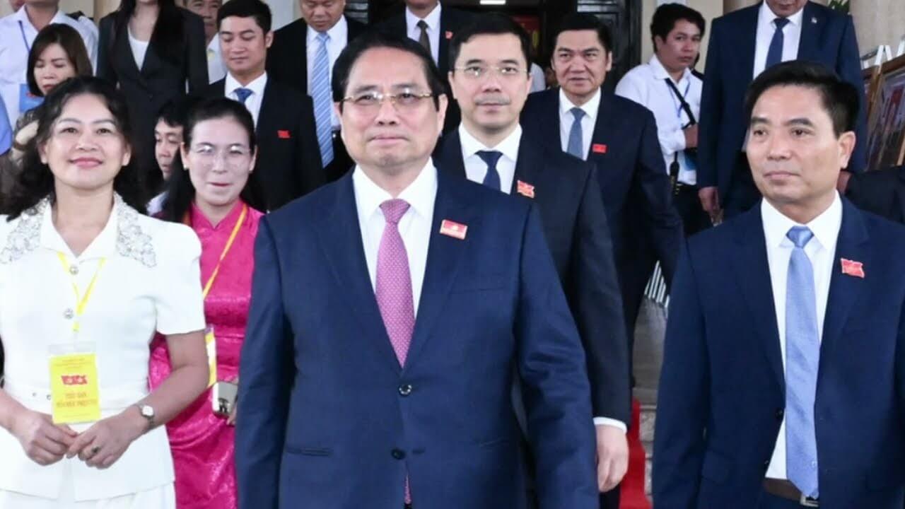 TT Chính không né tránh, hôm nay ông đàng hoàng về Thanh Hóa! Ăn to nói lớn!