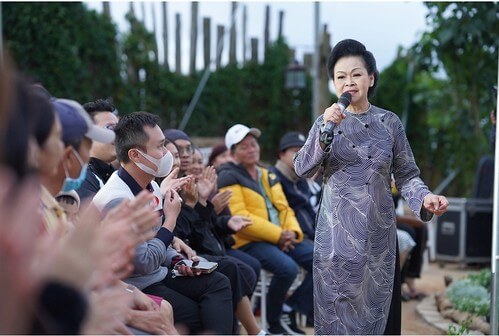 Khánh Ly vẫn là Khánh Ly, chỉ biết hát và bất chấp tất cả | Vietnam Fraternité