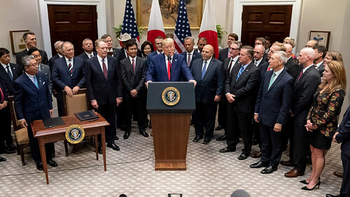 Không thể cứ mãi ‘ăn mày’ vào lòng từ tâm của thế giới | Vietnam Fraternité