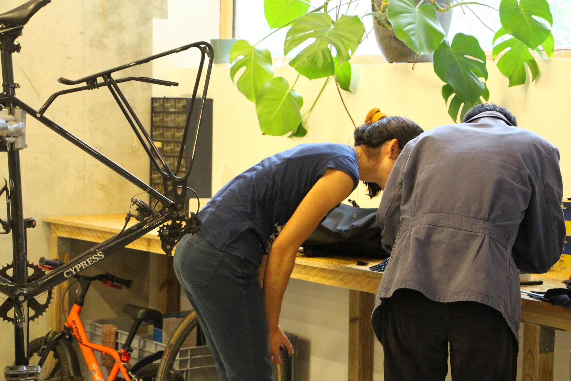 Atelier de co-réparation vélo en mixité choisie | La Venelle