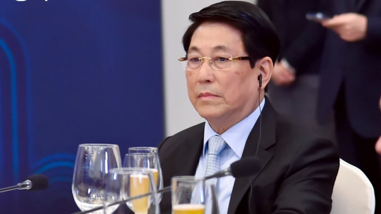 Vì sao CTN Lương Cường thất thần bơ vơ tại Hàn Quốc? Cạm bẫy khắp nơi!