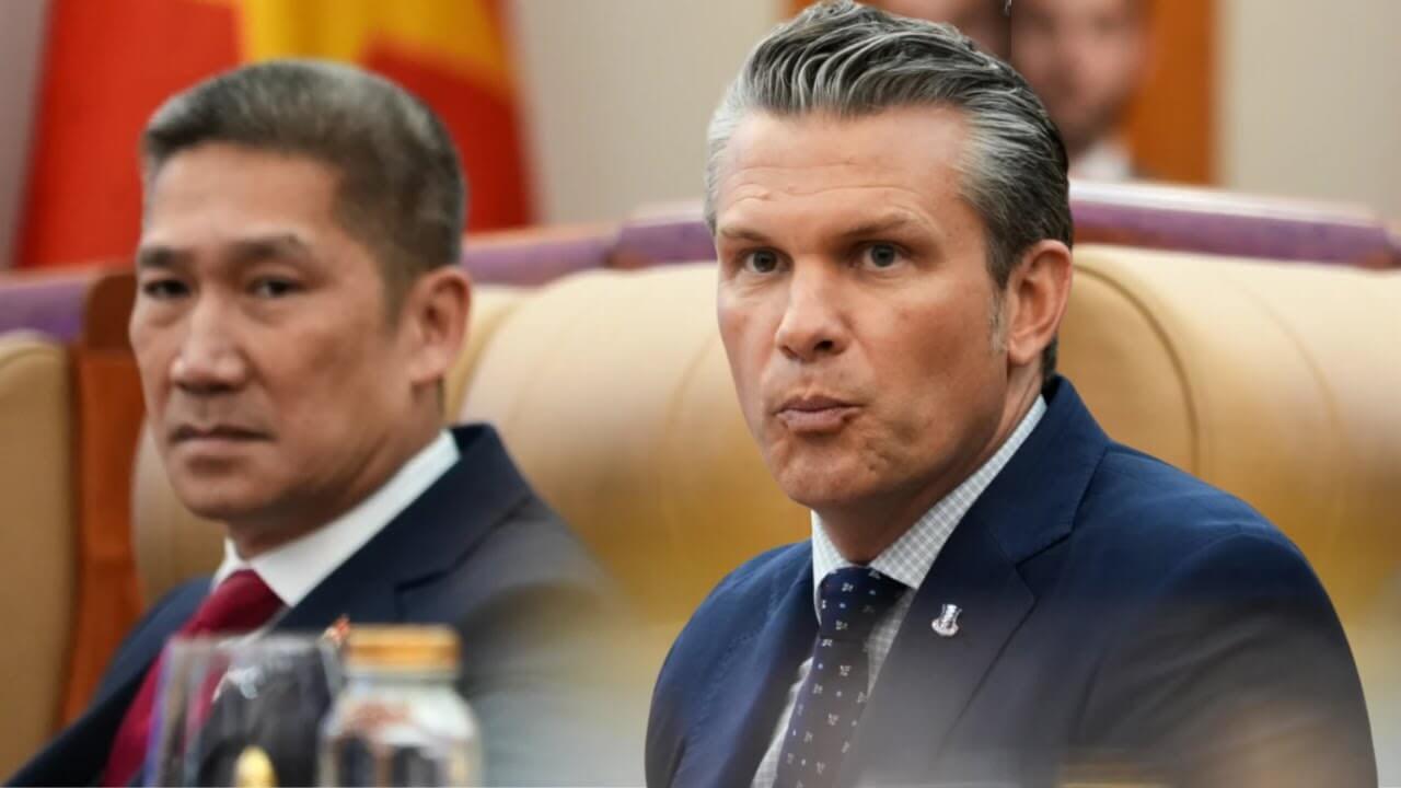 Bí ẩn người Việt Nam ngồi cạnh BT Chiến tranh Mỹ là ai? Cộng đồng mạng phát cuồng!