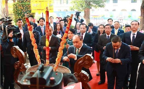 Bữa tiệc ngoại giao cuối năm Dần của Chủ tịch nước Nguyễn Xuân Phúc | Vietnam Fraternité