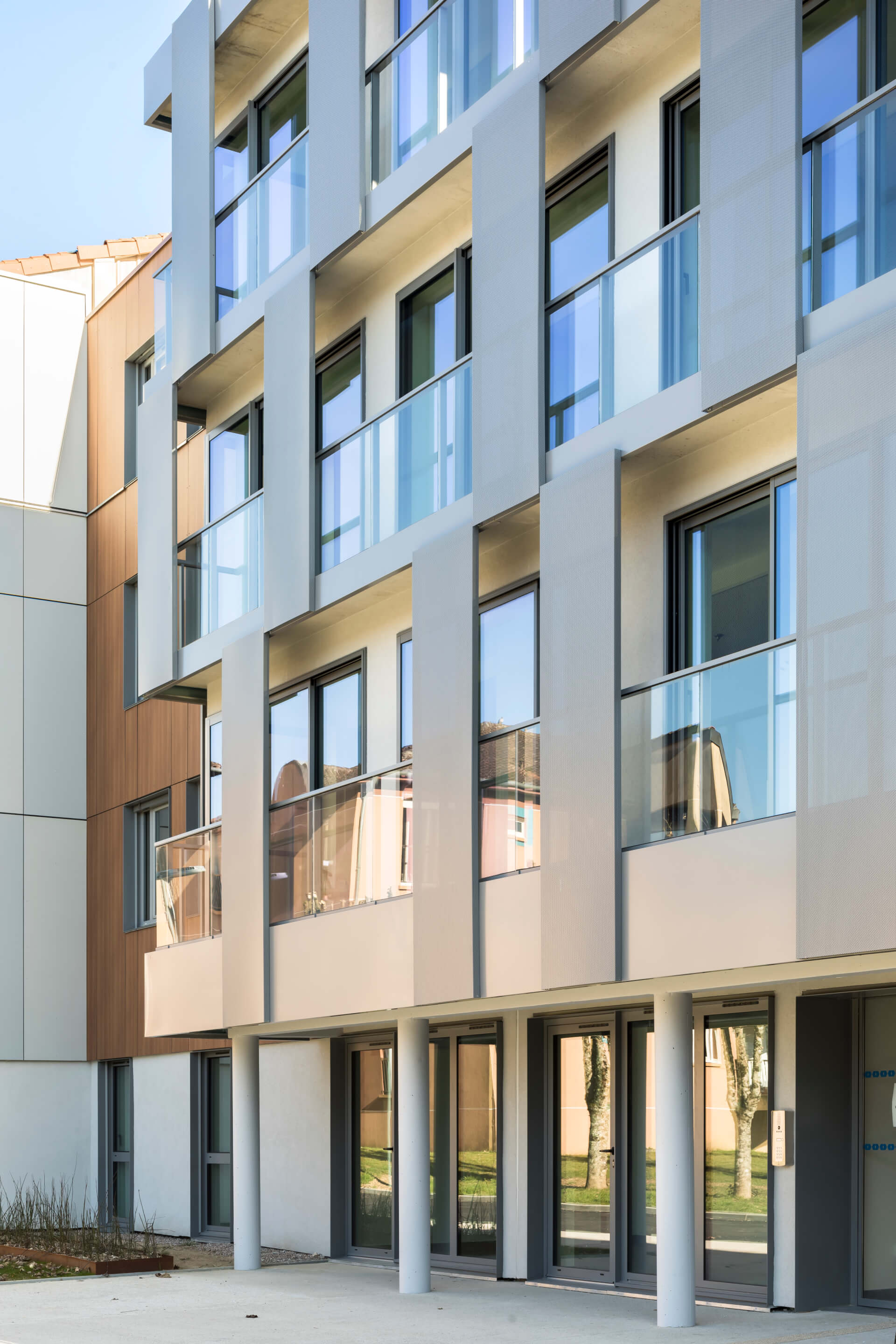 - | BVL Architecture