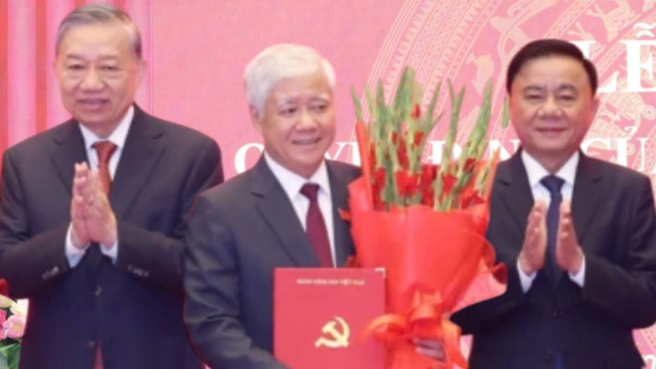 Sao chiếu mệnh ông TC Tú hôm qua âm u, hôm nay lại sáng như Sao Mai, Tú ông cười!