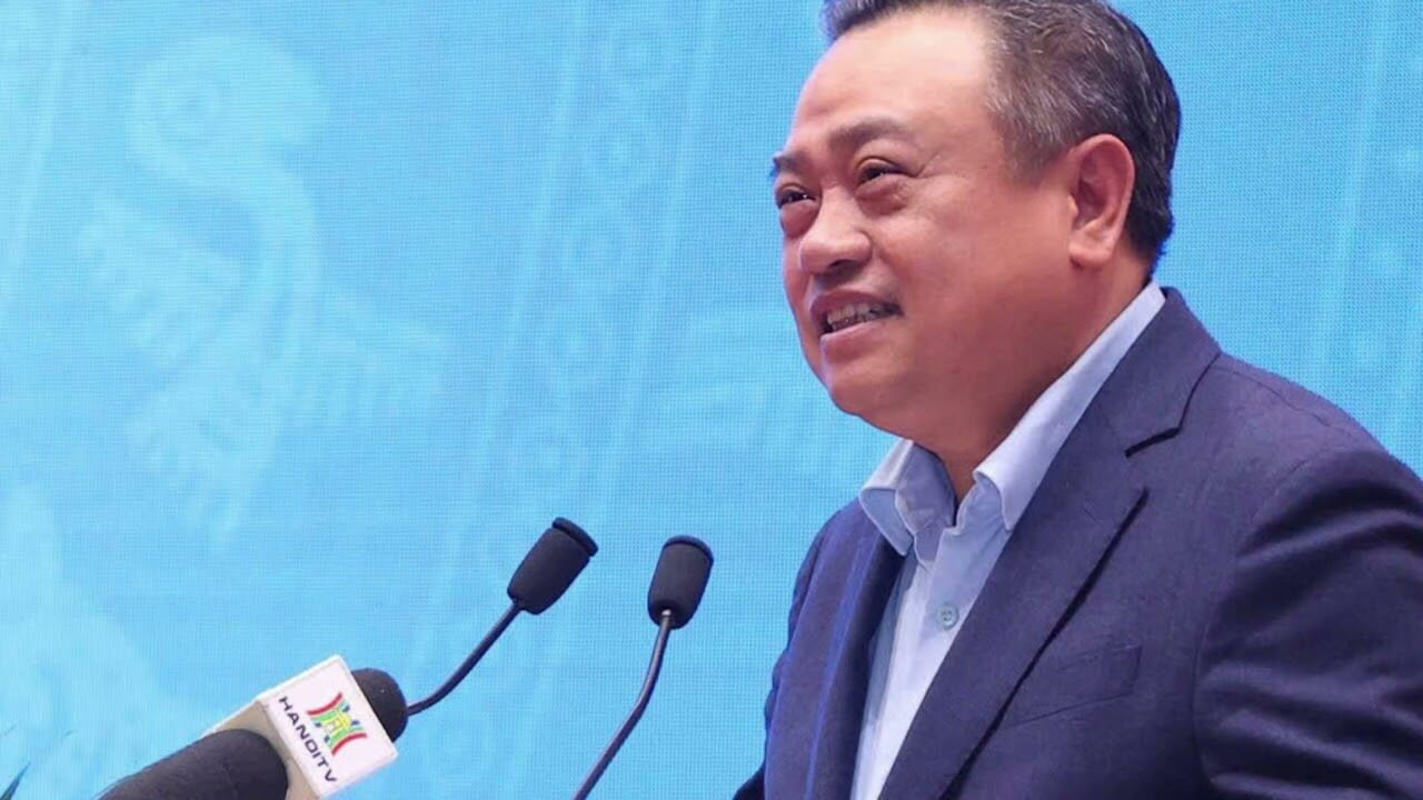 Trần Sỹ Thanh vụt sáng như ngôi Sao Băng nhờ cụ nào?