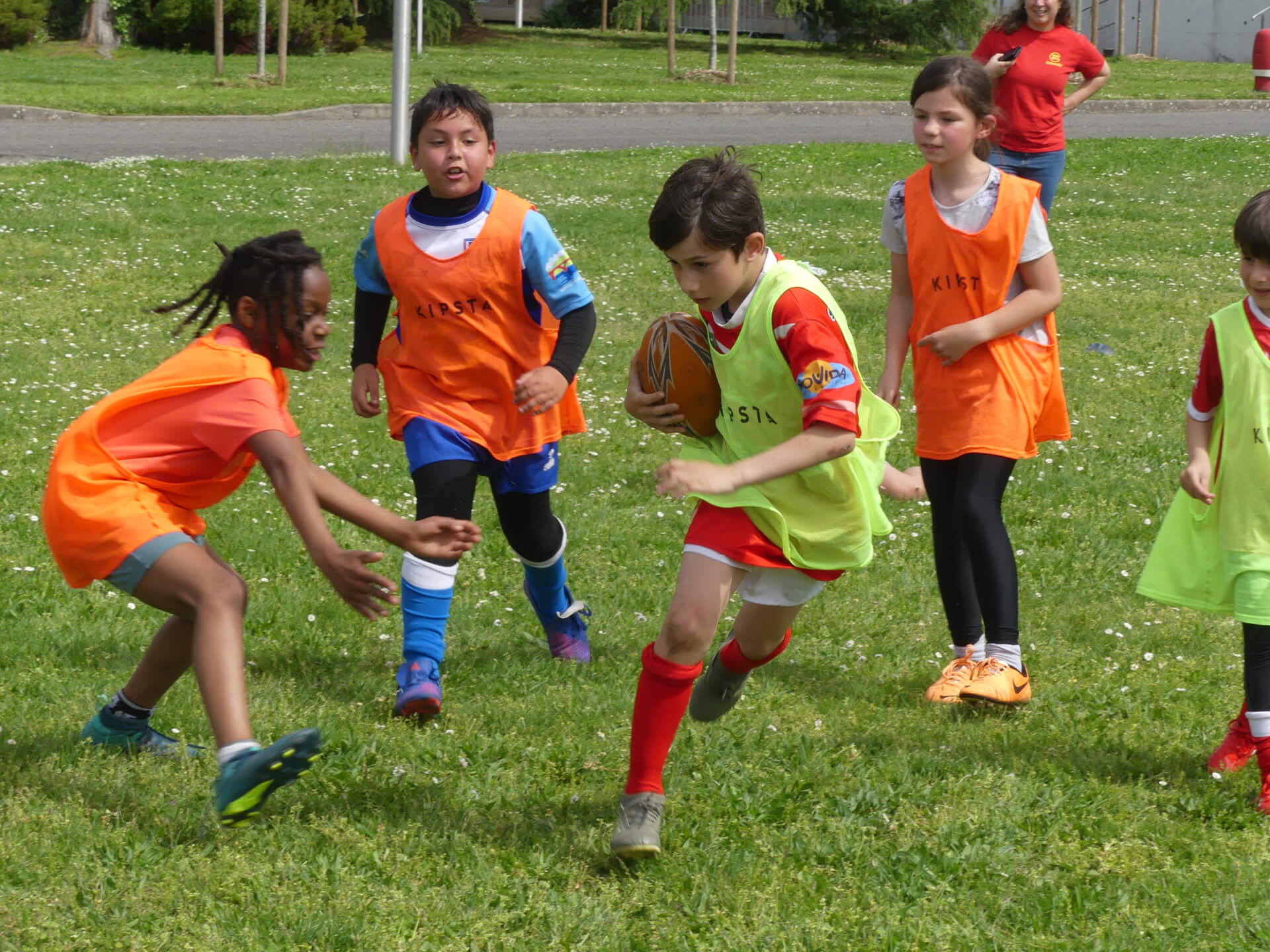 Ville de Pau - Association Rebonds! : le rugby un support d’éducation et d’insertion par le sport | Rebonds!