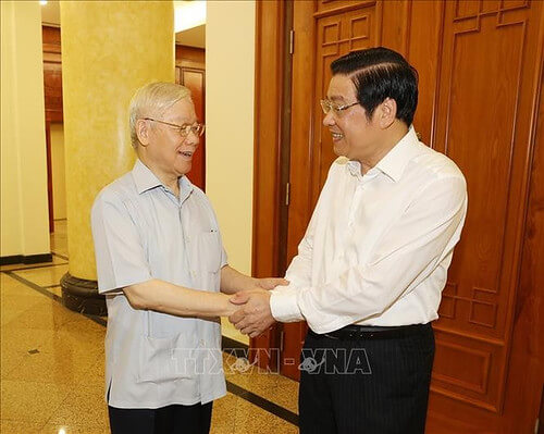 Chỉ tay vào Bộ Quốc phòng, Nguyễn Phú Trọng muốn gì ? | Vietnam Fraternité