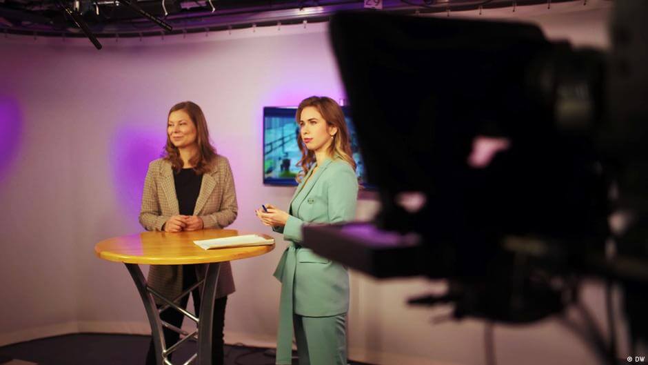 Media Scholarships – Women Deliver | Forus