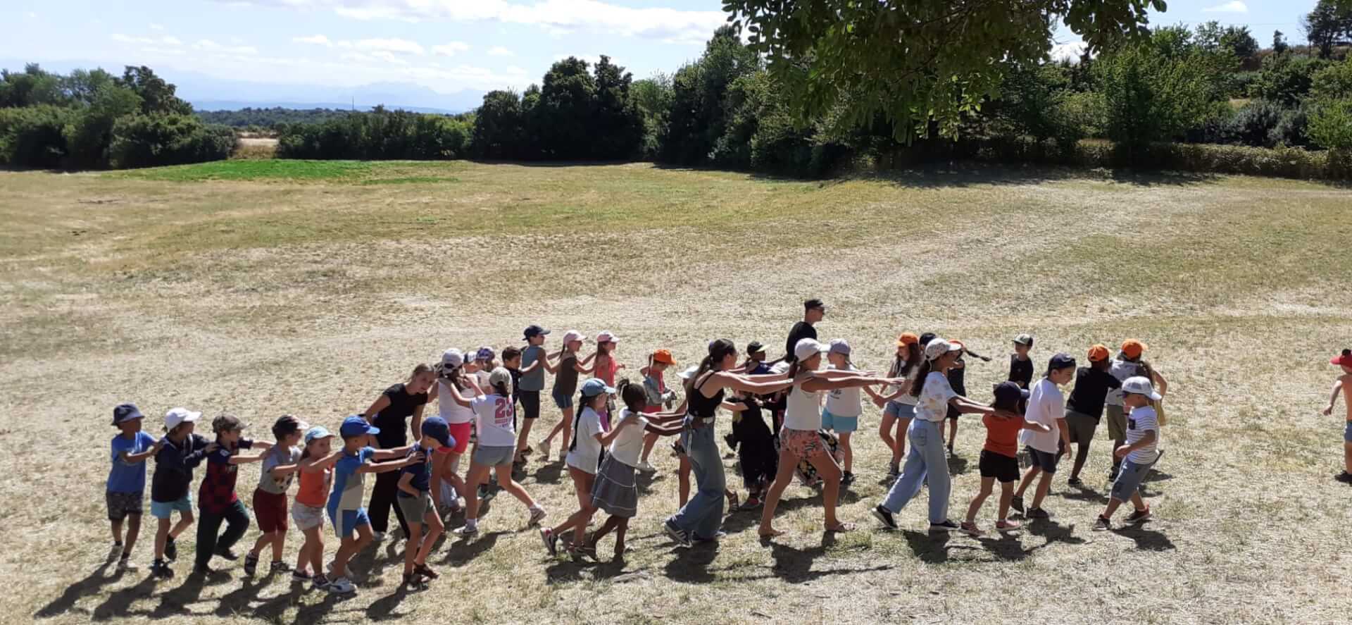 ACCUEIL COLLECTIF DE MINEURS 6 - 11 ANS | Couleurs des Liens