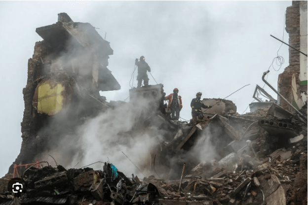 Điểm báo Pháp - Pháo đài Châu Âu trước sóng gió | Vietnam Fraternité