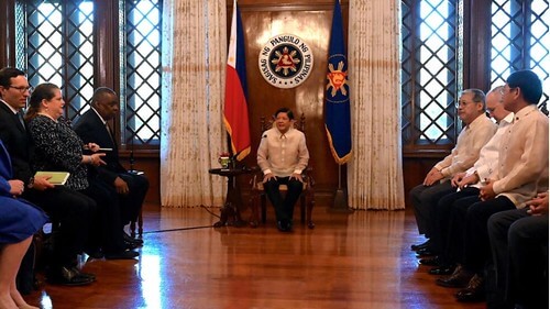 Biển Đông trở nên căng thẳng, Mỹ-Trung tăng cường hiện diện quân sự | Vietnam Fraternité