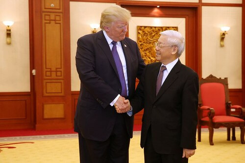 Việt Nam chọn lựa trong khó khăn : Hoa Kỳ hay Trung Quốc | Vietnam Fraternité