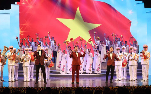 ‘Tổ quốc tôi chưa đẹp thế bao giờ’ ? | Vietnam Fraternité