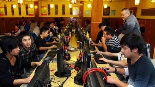 Khống chế mạng xã hội : Việt Nam theo đuôi Trung Quốc ? | Vietnam Fraternité