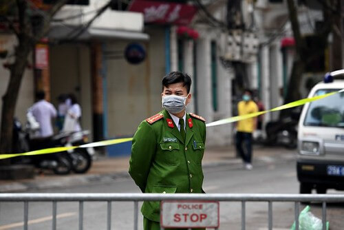 Chung quanh vụ một phụ nữ thượng lưu đột ngột ngã bệnh… | Vietnam Fraternité