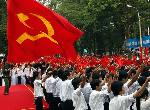 Bạo lực học đường : tại sao học sinh bạo hành thầy cô ? | Vietnam Fraternité