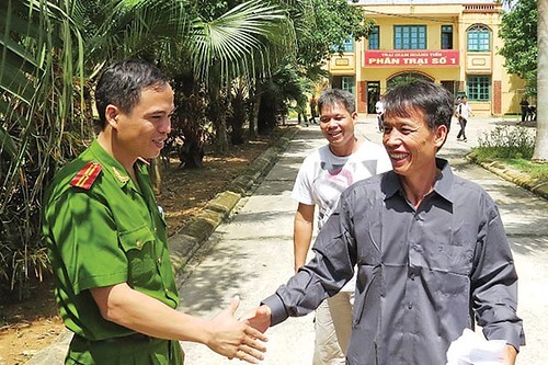 Quả bom Đoàn Văn Vươn | Vietnam Fraternité