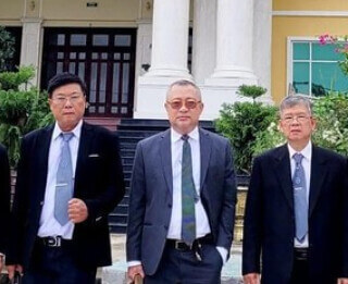 Công an Việt Nam với tiêu chuẩn kép về mạng xã hội | Vietnam Fraternité