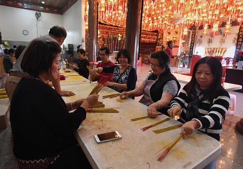 Đảng và chính phủ Hà Nội mãi loay hoay với chính sách về người Việt ở nước ngoài | Vietnam Fraternité