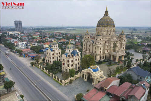 Mắt dân có thể thành đèn pha soi tham nhũng? | Vietnam Fraternité