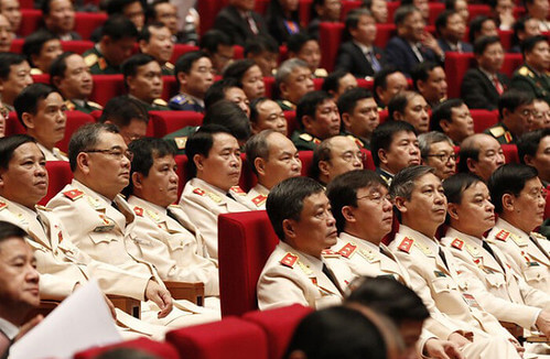 "Lạm phát" tướng lĩnh, tiến sĩ, nói lên điều gì ? | Vietnam Fraternité