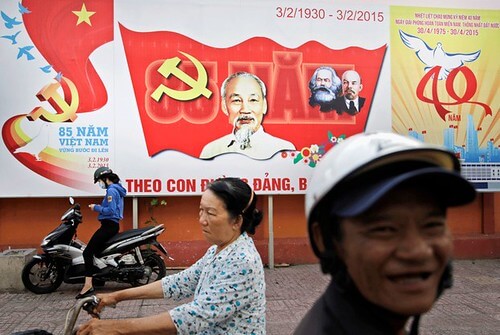 Chính phủ kêu gọi, dân thờ ơ : vì đâu nên nỗi ? | Vietnam Fraternité