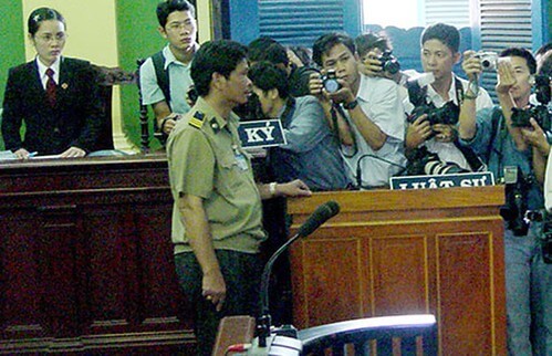 Pháp lệnh bịt miệng trói tay nhà báo, luật sư của Hội đồng dao thớt | Vietnam Fraternité