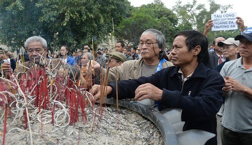 Trả lại lư hương Đức Thánh Trần như thế nào ? | Vietnam Fraternité