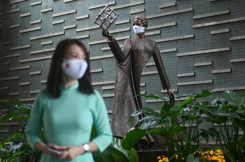 Minh chứng "Đạo đức nhà giáo" : Vô ích vì có thể mua được ? | Vietnam Fraternité