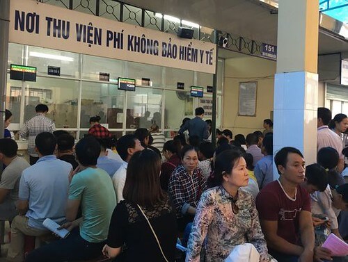 Người nghèo lại phải thắt họng khi khám chữa bệnh | Vietnam Fraternité