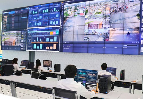 Đá vỉa hè Hà Nội tự vỡ hàng loạt vì thấm nước mưa ! | Vietnam Fraternité