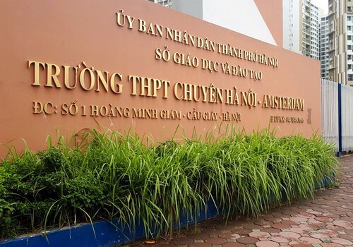 Trường chuyên là ổ làm tiền cha mẹ học sinh ? | Vietnam Fraternité