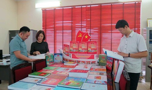 Khi nào người Việt Nam mới kiểm soát được hiện tại ? | Vietnam Fraternité