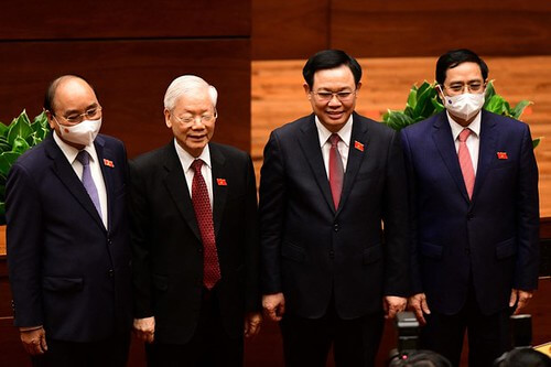 Vì sao quan chức thời nay không dám "đột phá" ? | Vietnam Fraternité