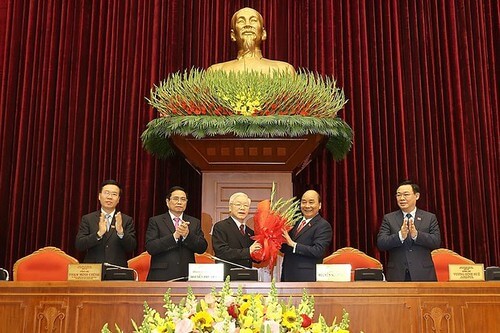 Siêu giàu : giai cấp lãnh đạo mới ở Việt Nam | Vietnam Fraternité