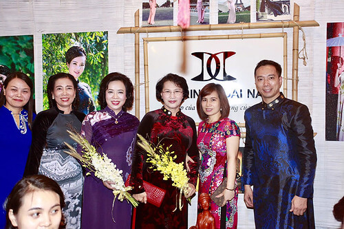 Mấy lời cùng bà Ngân | Vietnam Fraternité