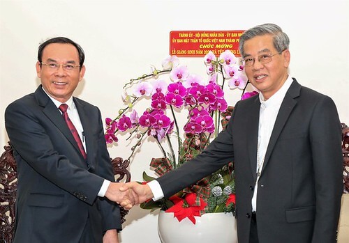 Trả lại cơ sở tôn giáo, bắt người sử dụng facebook | Vietnam Fraternité