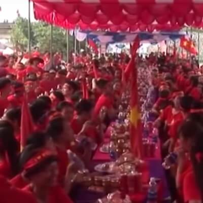 Từ bò dát vàng đến bò đỏ ốm đói : thương cho số phận dư luận viên | Vietnam Fraternité