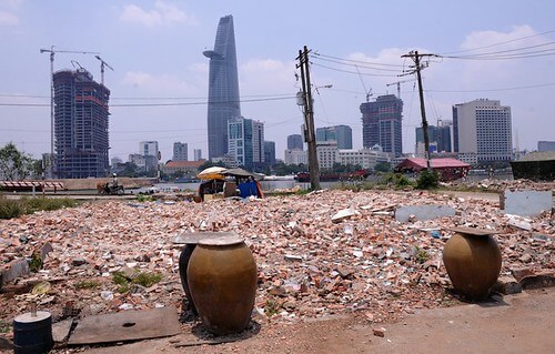 Đại hội 13 : Vì sao đầu tư công bị ‘nghẽn’ ? | Vietnam Fraternité