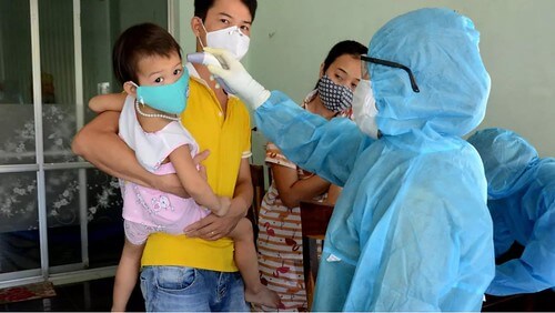 Một năm Covid-19 : Nhờ cách ly triệt để, Việt Nam kềm chế được dịch | Vietnam Fraternité