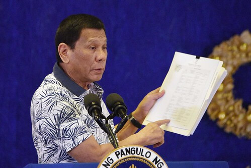 Đòn nắn gân Mỹ của ông Duterte ? | Vietnam Fraternité