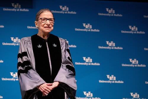 Thẩm phán Ruth Bader Ginsburg qua đời : cả nước Mỹ xúc động | Vietnam Fraternité