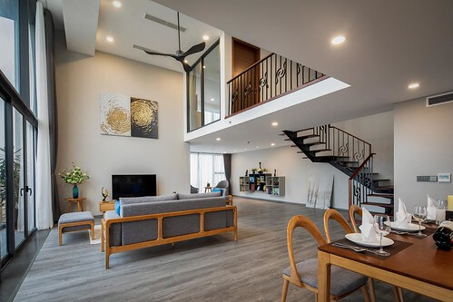 Sáng bới đất kiếm ăn, tối đậu cành cây ngủ | Vietnam Fraternité